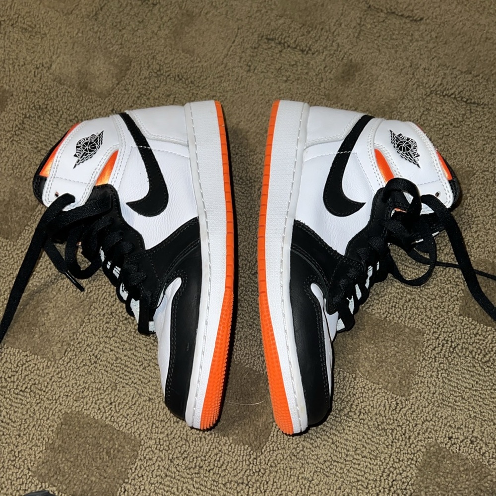 Nike Air Jordan 5.5Y(fits 61/2W) - Picture 4 of 4